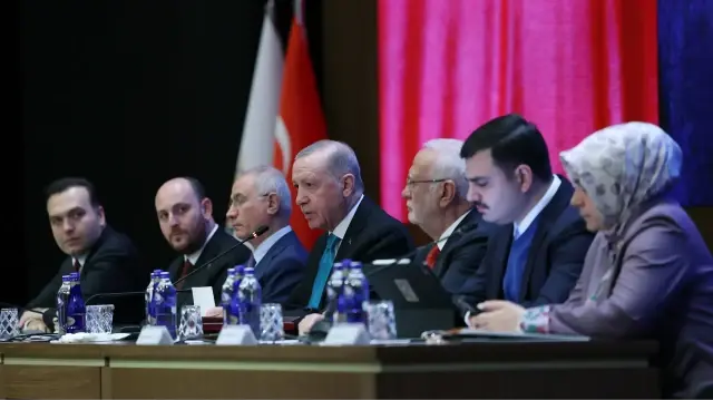 ak parti mkyk toplantisi basladi zJHuYxui.webp