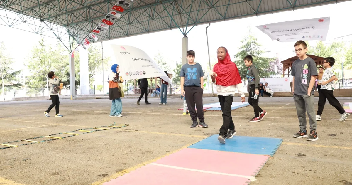 ankara keciorende sokak oyunlari hayat buldu hxr3Xh65