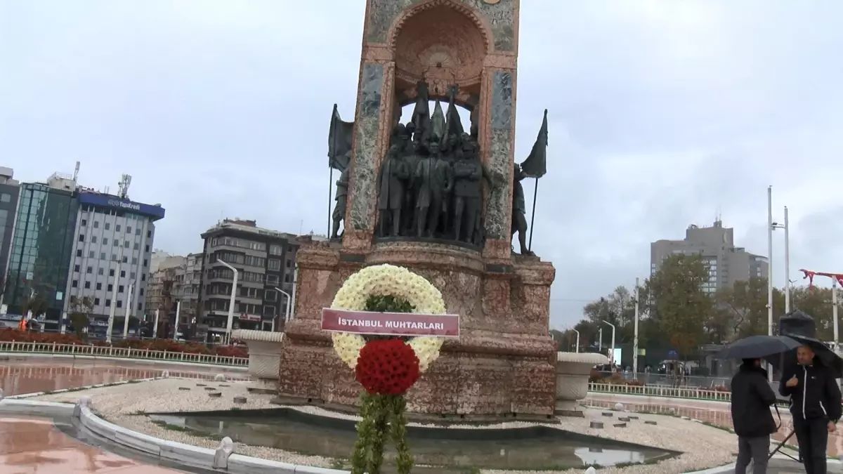 muhtarlar gunu taksimde kutlandi wpLLTQ8P.jpg