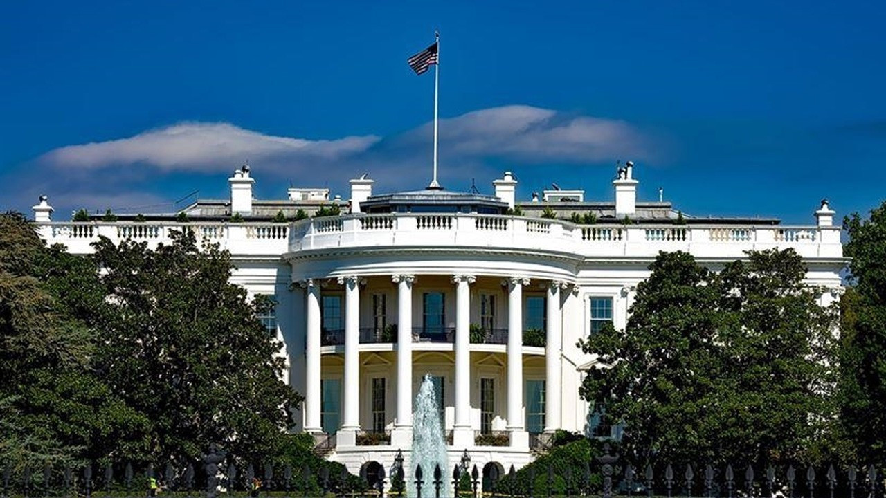 beyaz saray abd baskani trump pazartesi gunu suriye cumhurbaskani sara ile gorusecek C5zgNyGS.jpg