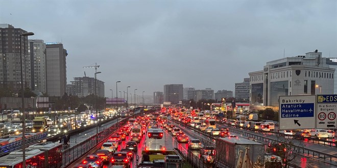 istanbulda aksam saatlerinde trafik yogunlugu yuzde 90a cikti j4Iqym7O.jpg