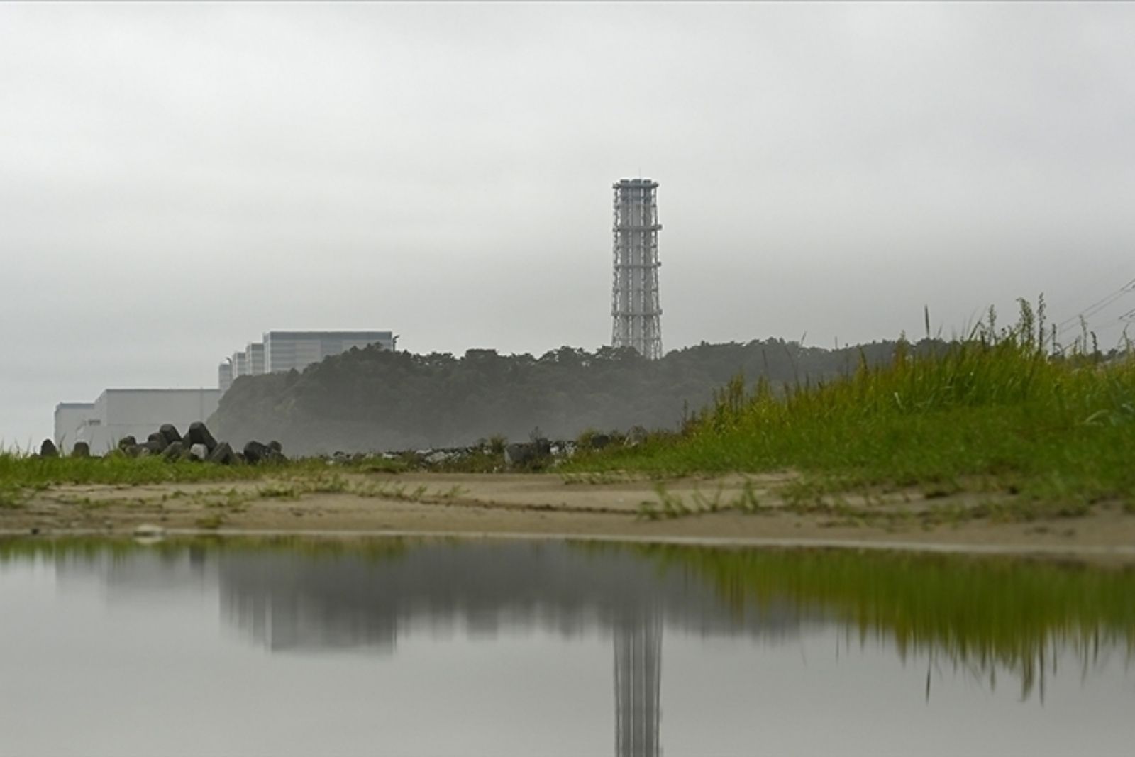japonya fukusima sizintisinin ardindan ilk kez yeni bir nukleer reaktor icin saha arastirmasi baslatti PWHEQ7Ph.jpg