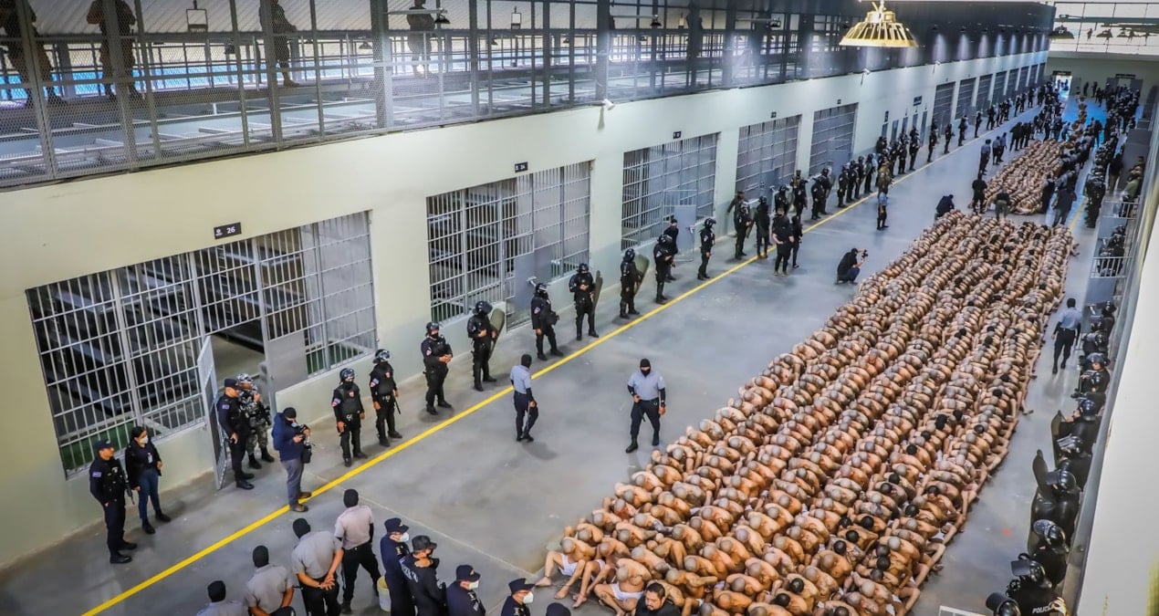 12 Yaşındaki Suçlu Çocuklar, El Salvador’da Ömür Boyu Hapis Cezasıyla Yüzleşiyor