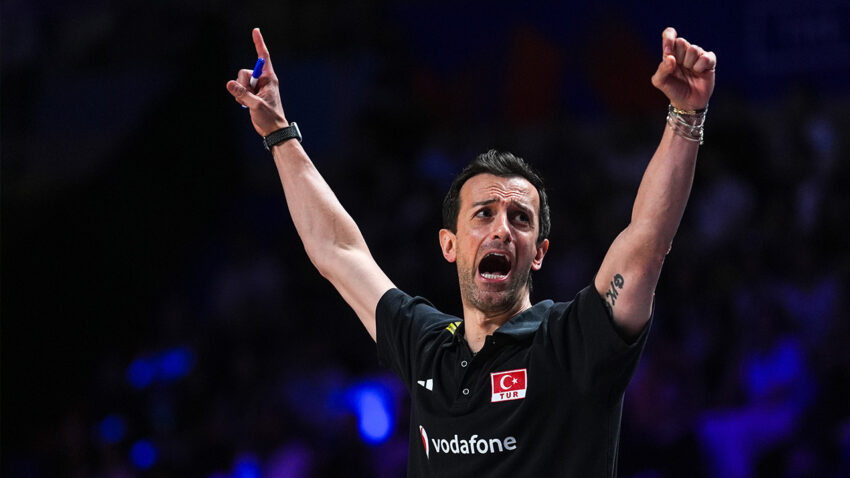 Santarelliyi final kesmedi tek hedefi sampiyonluk VdYdwkSD